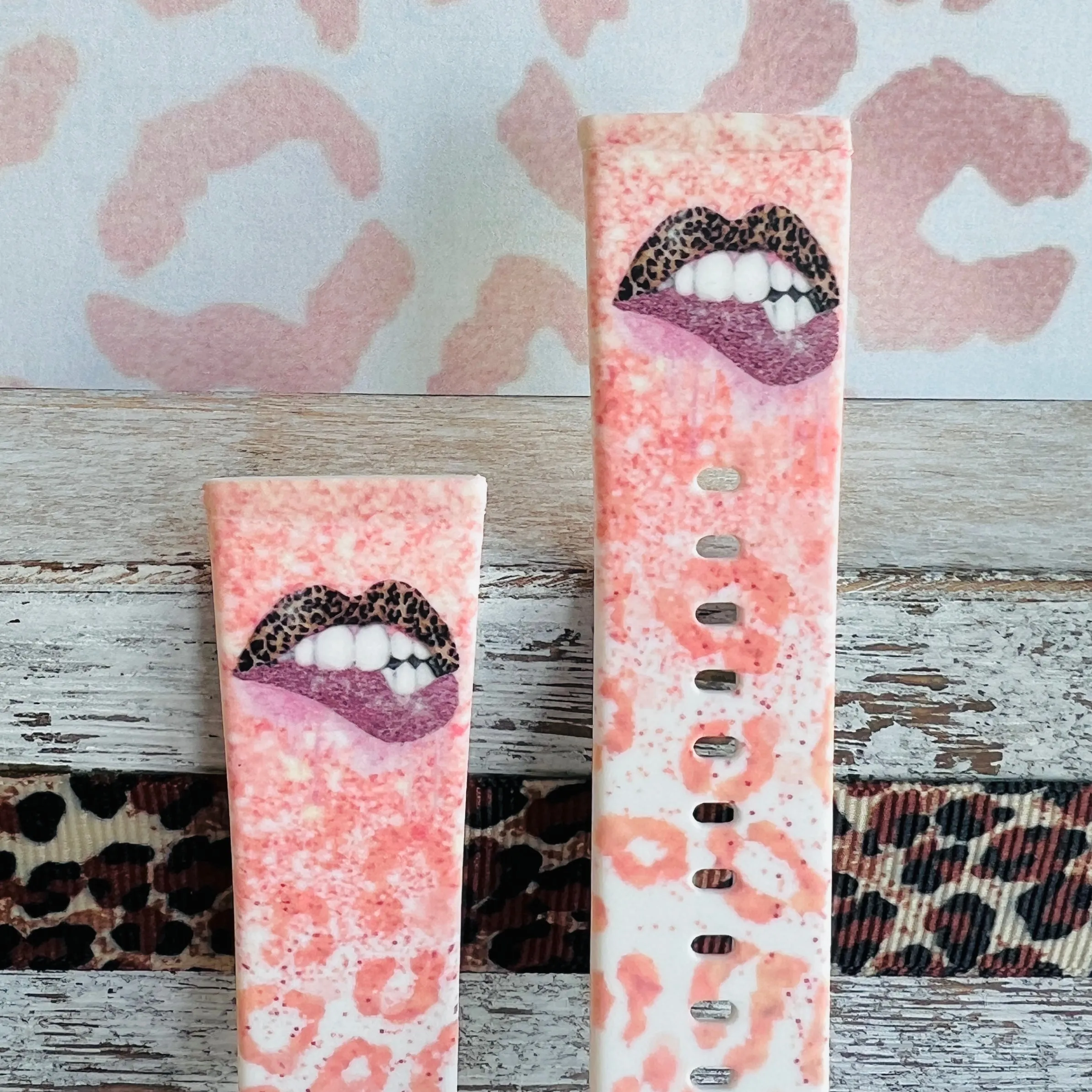 Leopard Blush Kisses Print Silicone Band For Fitbit Versa 3/4/Sense