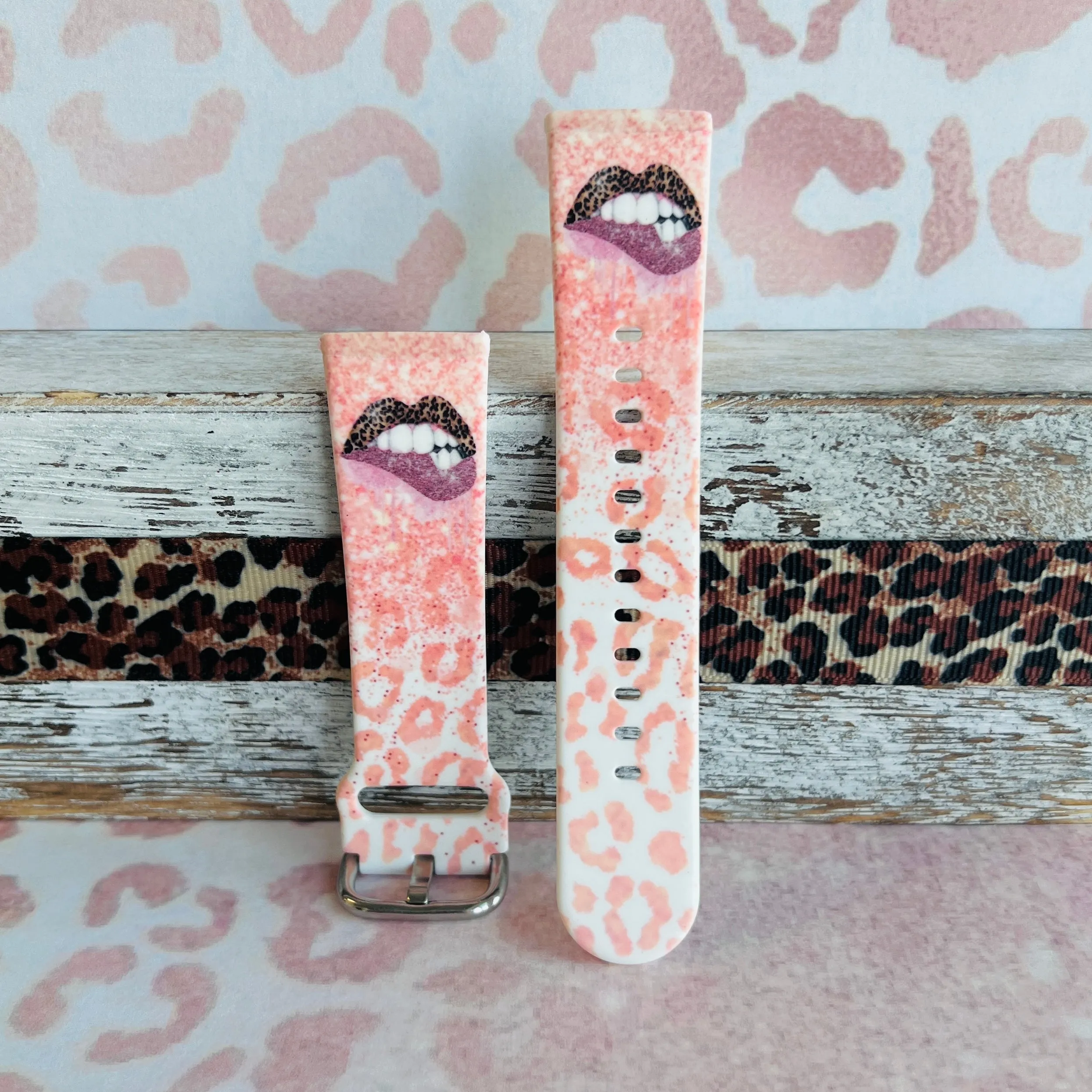 Leopard Blush Kisses Print Silicone Band For Fitbit Versa 3/4/Sense