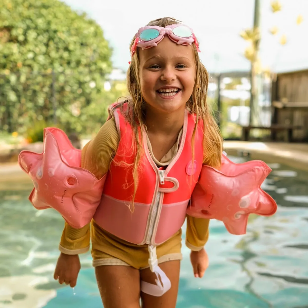 SUNNYLiFE Melody the Mermaid Float Bands Strawberry